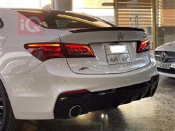 أكورا TLX